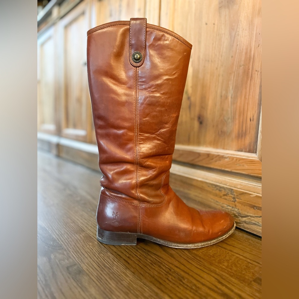 Frye Melissa Button boots size 10 Cognac
